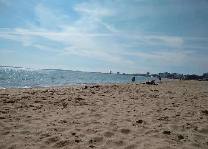 Апартаменты Tania's *